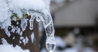 Замерзание воды зимой: как предотвратить