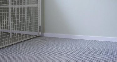 Пол в клетке: сетчатый или сплошной — как выбрать правильное решение для вашего питомца